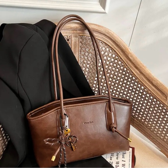 Elegant Unbranded Brown Shoulder Bag-NIP - Picture 11 of 12